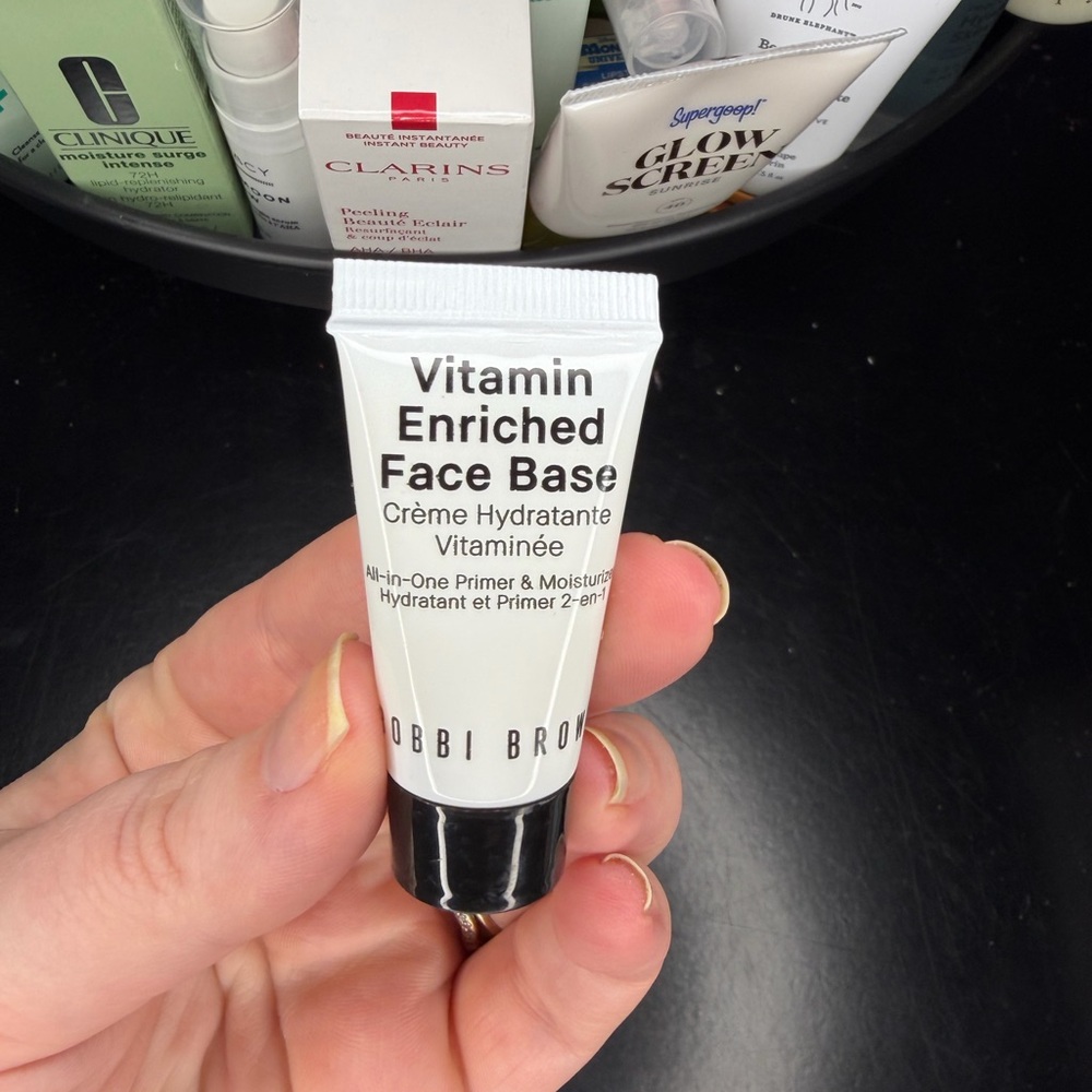 Bobbi Brown Vitamin Enriched Face Base in White and Black